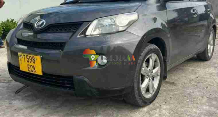 2010 Toyota IST for sale in Dar es salaam