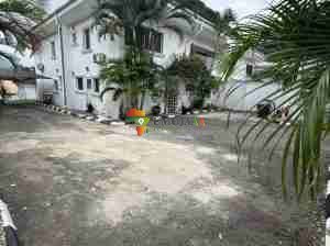 Vyumba 4 vya kulala Semi Detached Duplex kwa kukodisha Maitama