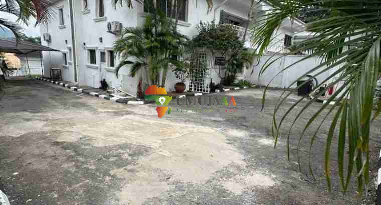 Vyumba 4 vya kulala Semi Detached Duplex kwa kukodisha Maitama