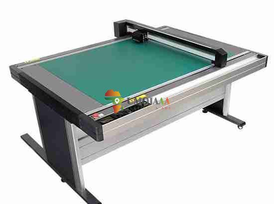 Graphtec FCX2000-120VC Flatbed Cutting Plotter
