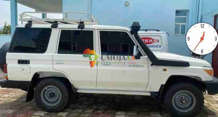 2012 Toyota LandCruiser, Surambaya for sale in Bujumbura
