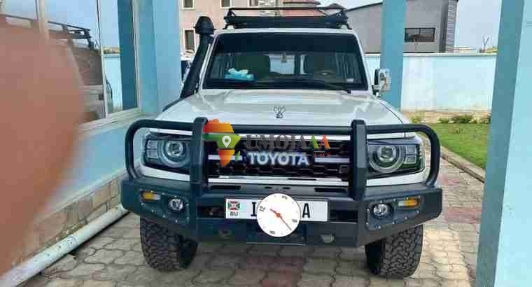 2012 Toyota LandCruiser, Surambaya for sale in Bujumbura