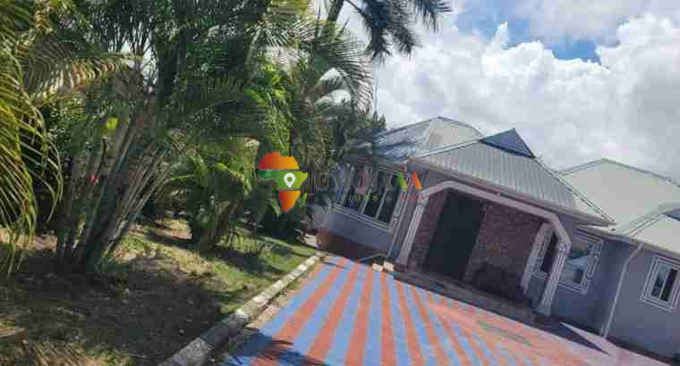 THIS HOUSE OF GOBA LASTANZA IS FOR THE SALE