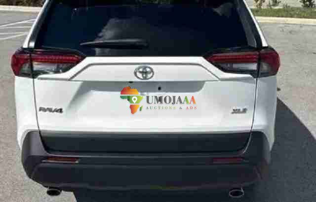 Toyota RAV4 2022 xle Full Options