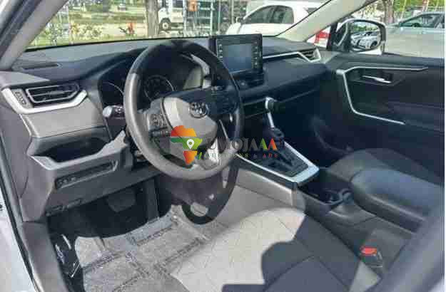 Toyota RAV4 2022 xle Full Options